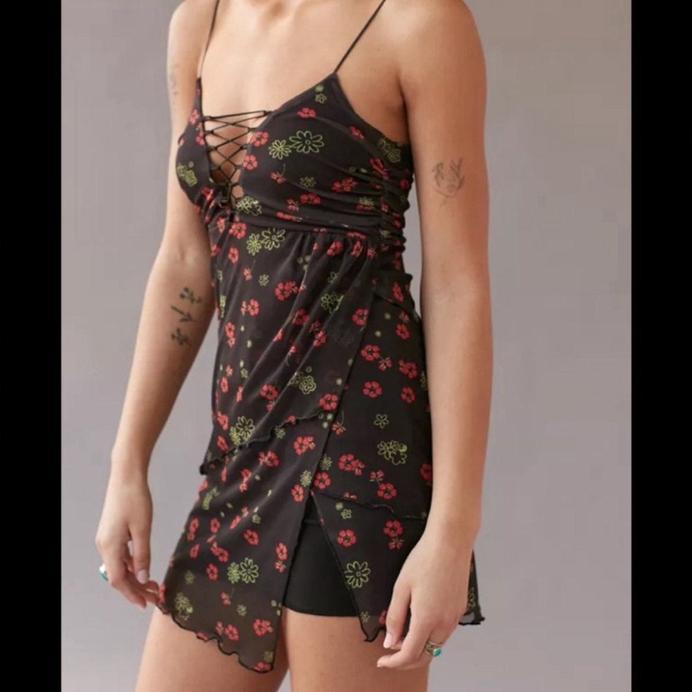 NWT Urban Outfitters Floral Dress | Size Large